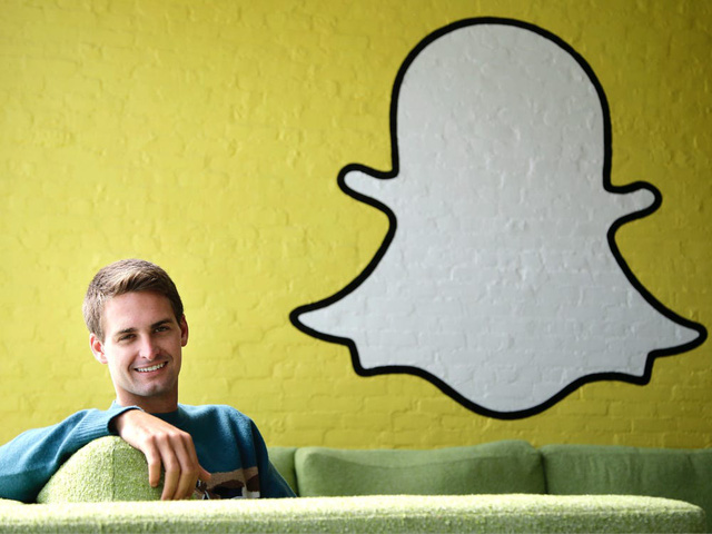 Evan Spiegel – giám đốc Snapchat giới hạn thời gian sử dụng điện thoại 